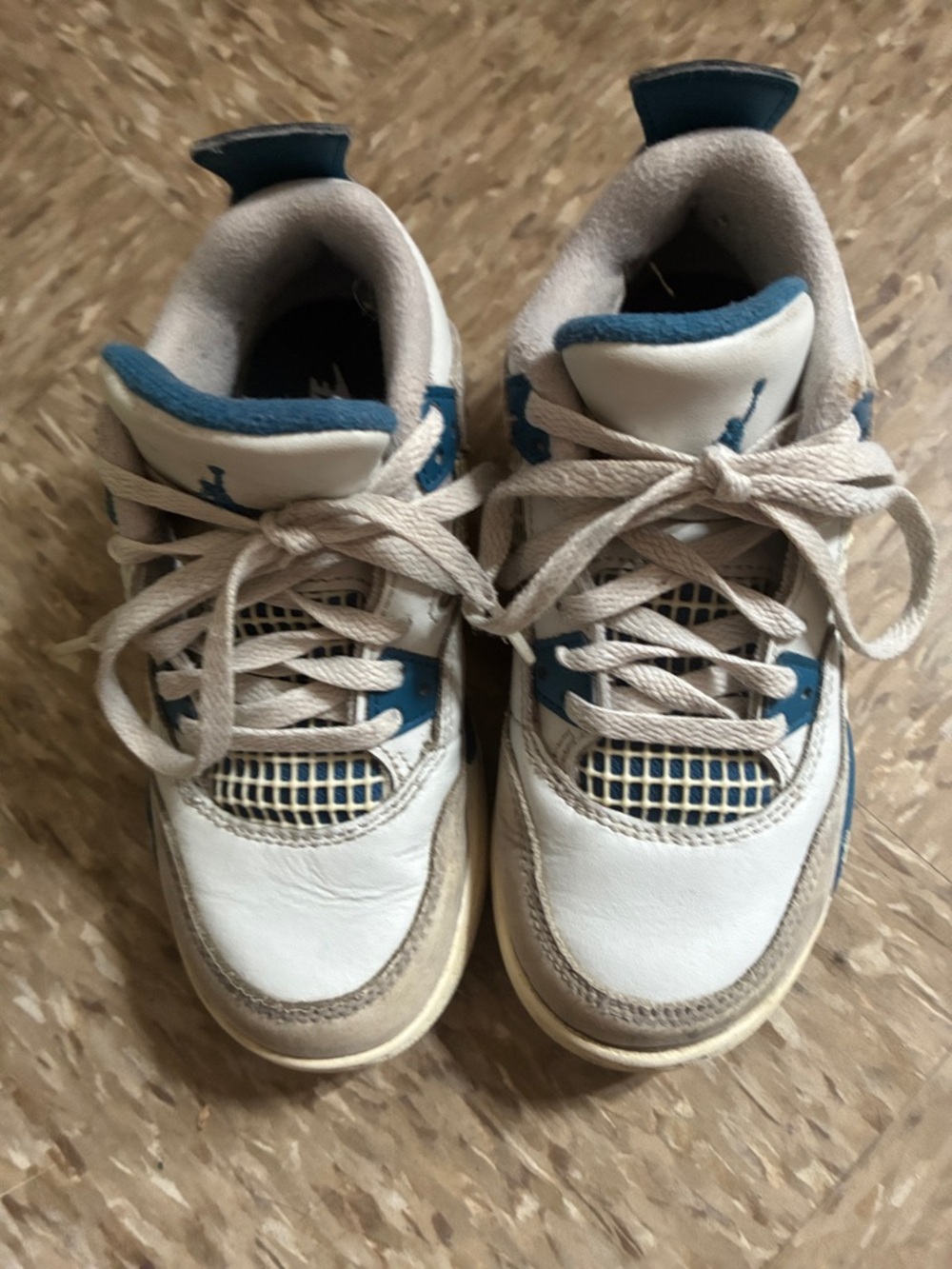 Jordan Kids White and Blue Mid-Top Sneakers size 12c retro 4 royal blue/white